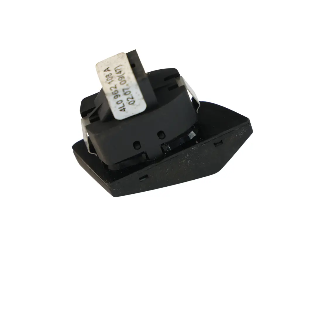 Bouton Commutateur Verrouillage Central Noir Arrière Droit pour Audi Q7 4L à propos du numéro de pièce 4L0962108A Audi Q7 4L Bouton Commutateur Verrouillage Central Noir Arrière Droit - SKU 4L0962108A - Numéro de pièce 4L0962108A