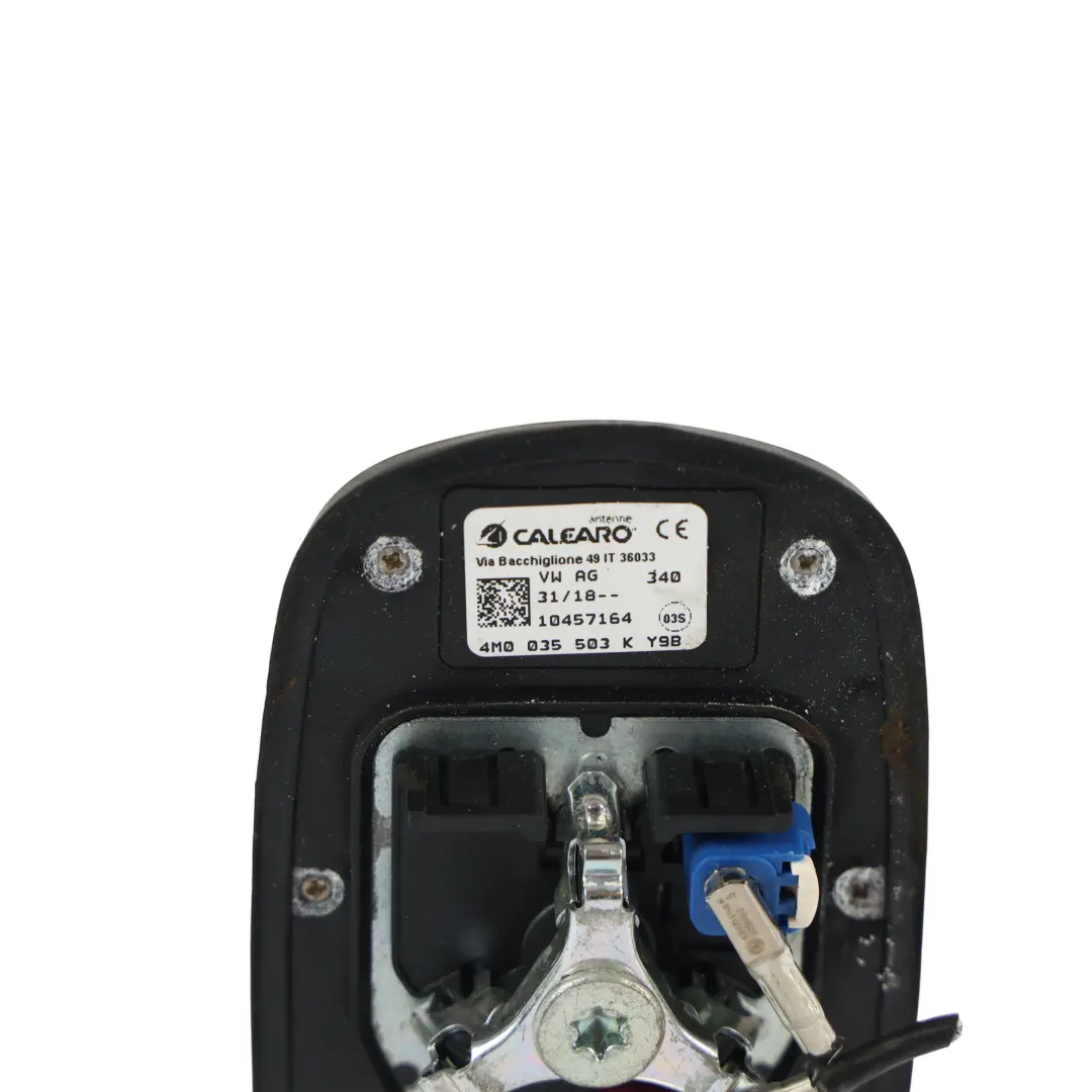 Unidad Antena Techo Aleta Tiburón Negro para Audi A4 B9 Q2 GA con número de pieza 4M0035503K Audi A4 B9 Q2 GA Unidad Antena Techo Aleta Tiburón Negro - SKU 4M0035503K - Número de pieza 4M0035503K