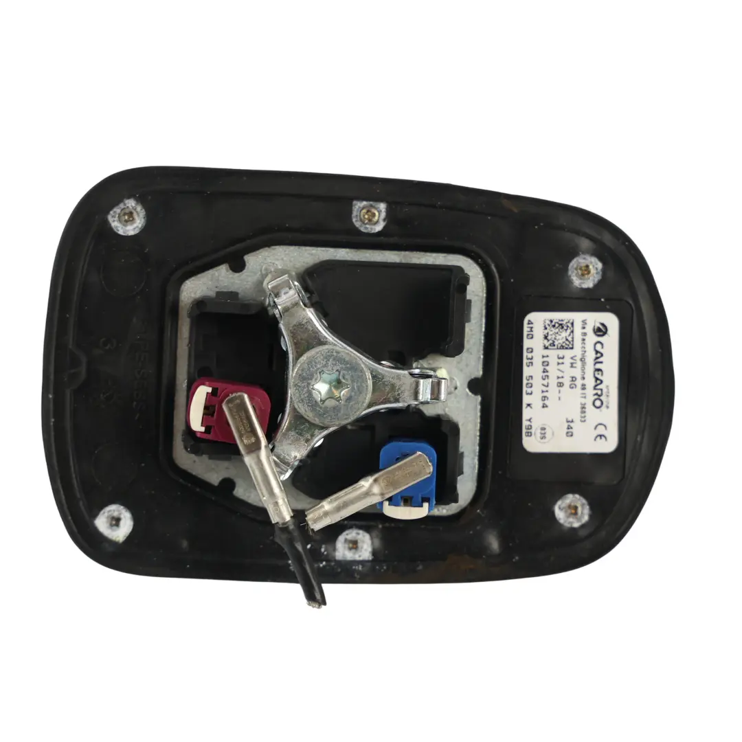 Unidad Antena Techo Aleta Tiburón Negro para Audi A4 B9 Q2 GA con número de pieza 4M0035503K Audi A4 B9 Q2 GA Unidad Antena Techo Aleta Tiburón Negro - SKU 4M0035503K - Número de pieza 4M0035503K