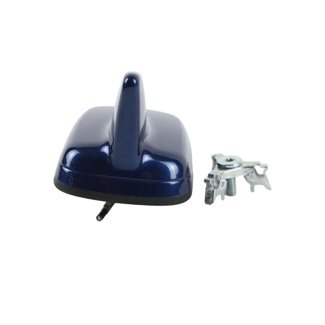 Antena Techo Aleta Tiburón Azul Buceo X5Q para Audi A4 B9 A5 F5 con número de pieza 4M0035503K Audi A4 B9 A5 F5 Antena Techo Aleta Tiburón Azul Buceo X5Q - SKU 4M0035503K-SCB - Número de pieza 4M0035503K