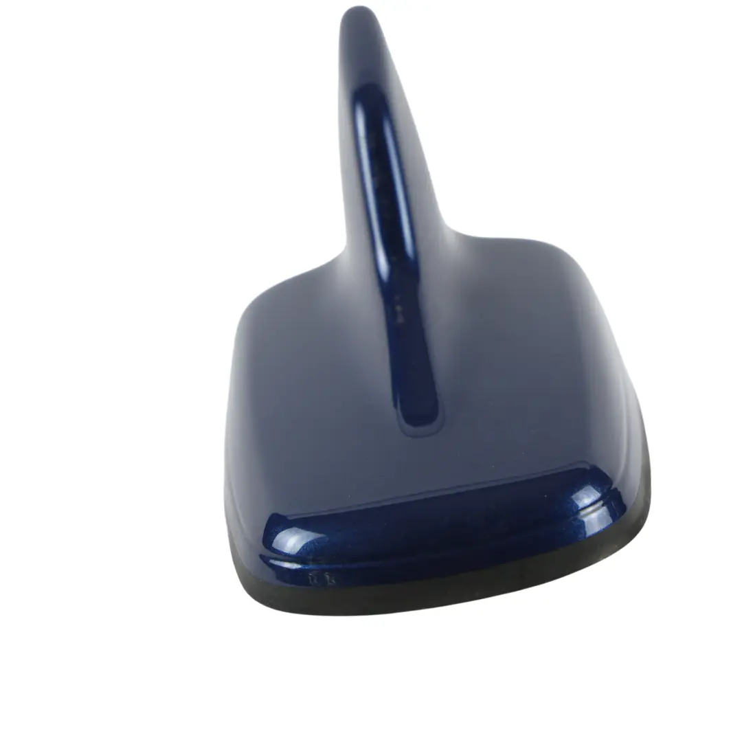 Dach Antenne Hai Flosse Tauchblau X5Q für Audi A4 B9 A5 F5 mit Teilenummer 4M0035503K Audi A4 B9 A5 F5 Dach Antenne Hai Flosse Tauchblau X5Q - SKU 4M0035503K-SCB - Teilenummer 4M0035503K