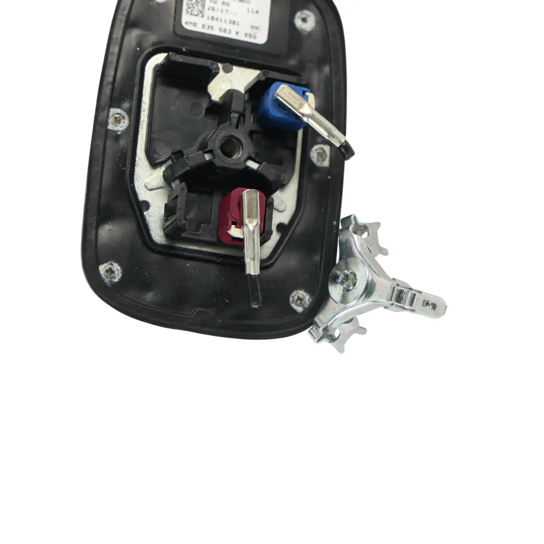 Antena Płetwa Rekina Niebieska do Audi A4 B9 A5 F5 o numerze 4M0035503K Audi A4 B9 A5 F5 Antena Płetwa Rekina Niebieska - SKU 4M0035503K-SCB - Numer Części 4M0035503K