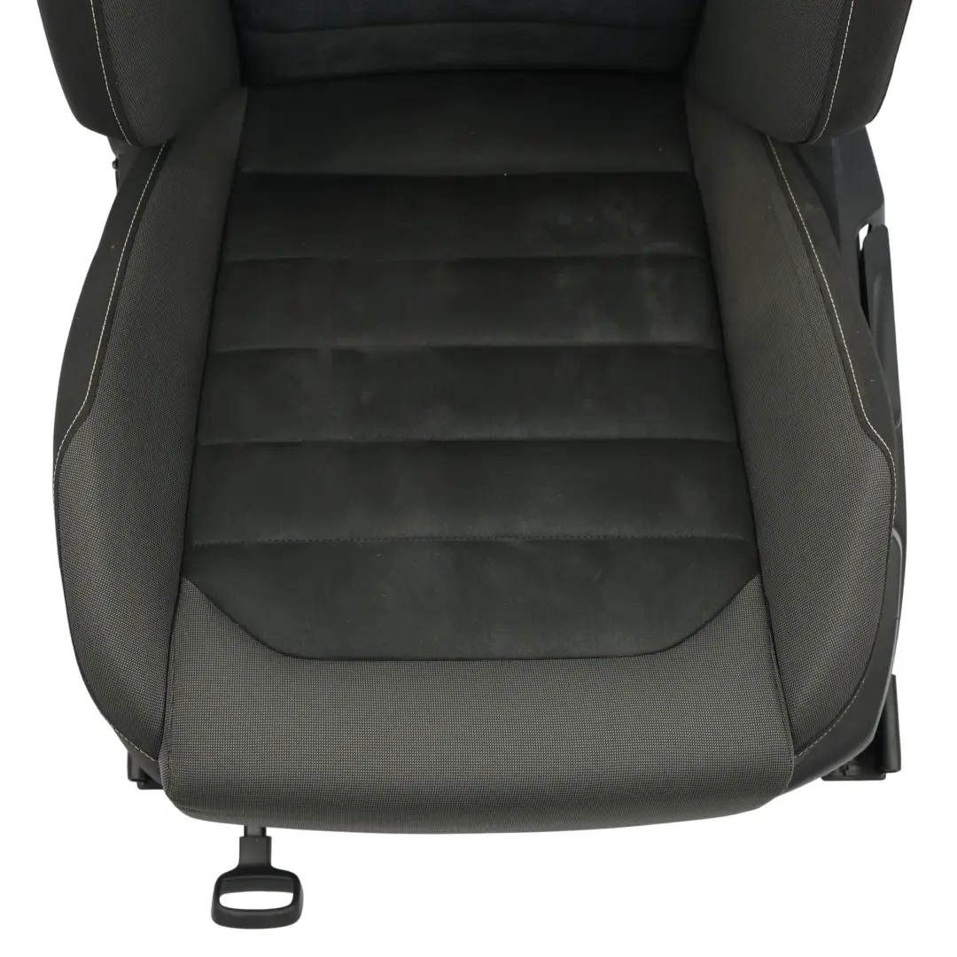 Sedile anteriore sinistro Tessuto Alcantara Nero Quarz per Volkswagen Golf Sportsvan con numero di parte 510881805FF Volkswagen Golf Sportsvan Sedile anteriore sinistro Tessuto Alcantara Nero Quarz - SKU 510881805FF-1 - Numero di parte 510881805FF