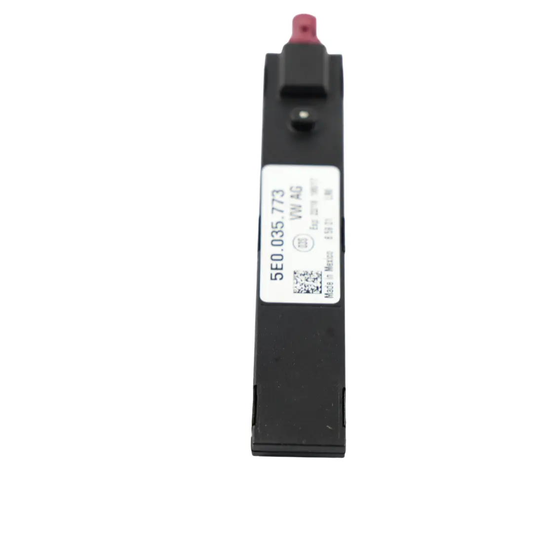 Skoda Superb 3V Audi A4 S4 8W Module Amplificateur Antenne - SKU 5E0035773 - Numéro de pièce 5E0035773