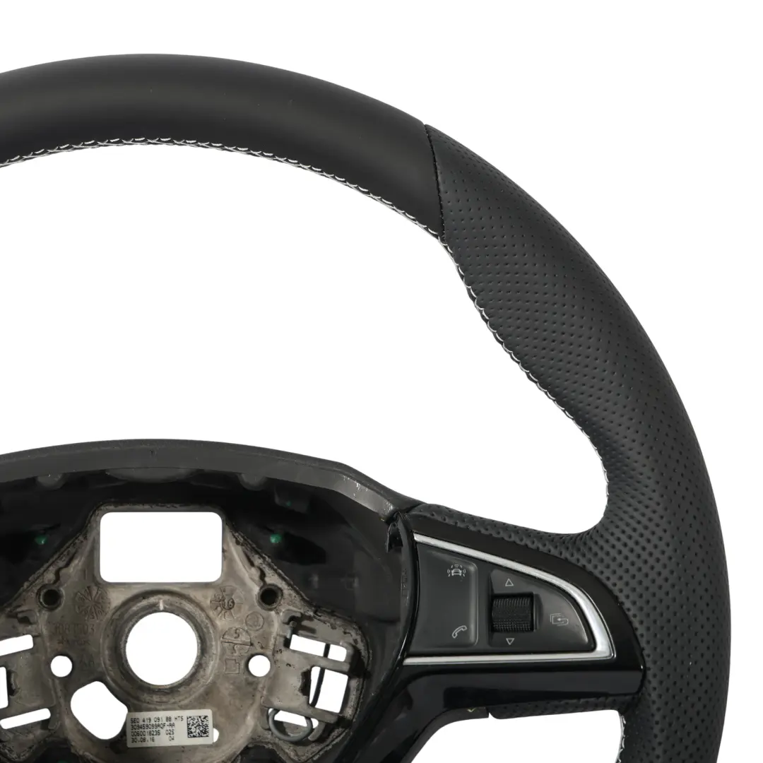 Mk3 VRS Lenkrad NEU Schwarz Leder Flachboden für Skoda Octavia mit Teilenummer 5E0419091BB Skoda Octavia Mk3 VRS Lenkrad NEU Schwarz Leder Flachboden - SKU 5E0419091BB-1 - Teilenummer 5E0419091BB