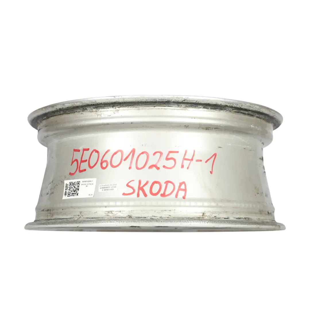 Mk3 5E Silberne Alufelge 6,5J 16" ET:46 Sternspeiche für Skoda Octavia mit Teilenummer 5E0601025H Skoda Octavia Mk3 5E Silberne Alufelge 6,5J 16" ET:46 Sternspeiche - SKU 5E0601025H-1 - Teilenummer 5E0601025H