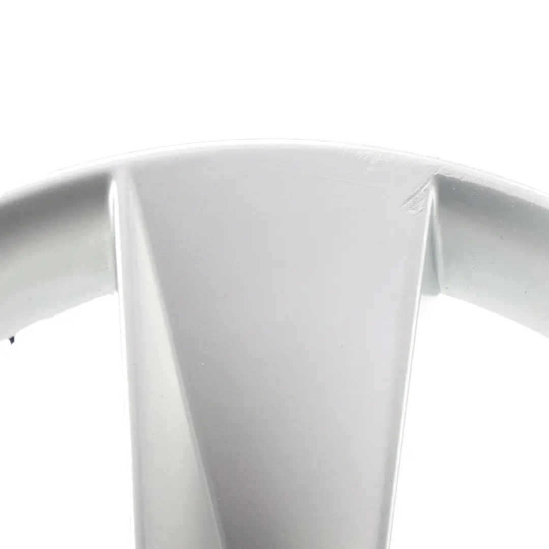 Skoda Octavia Mk3 5E Silberne Alufelge 6,5J 16" ET:46 Sternspeiche - SKU 5E0601025H-2 - Teilenummer 5E0601025H