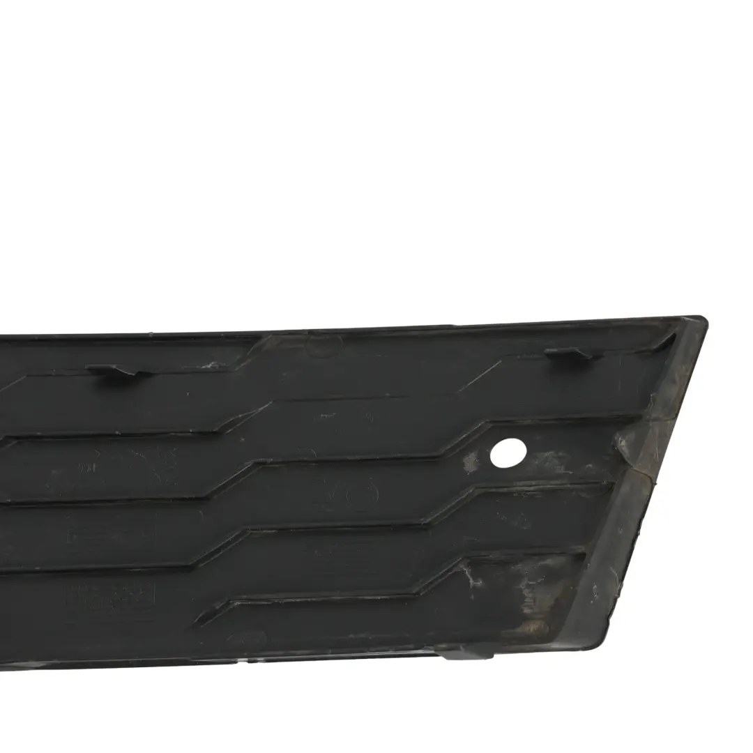 MK3 Garniture Grille Pare-Chocs Avant Gauche pour Skoda Octavia à propos du numéro de pièce 5E0807681B Skoda Octavia MK3 Garniture Grille Pare-Chocs Avant Gauche - SKU 5E0807681B - Numéro de pièce 5E0807681B