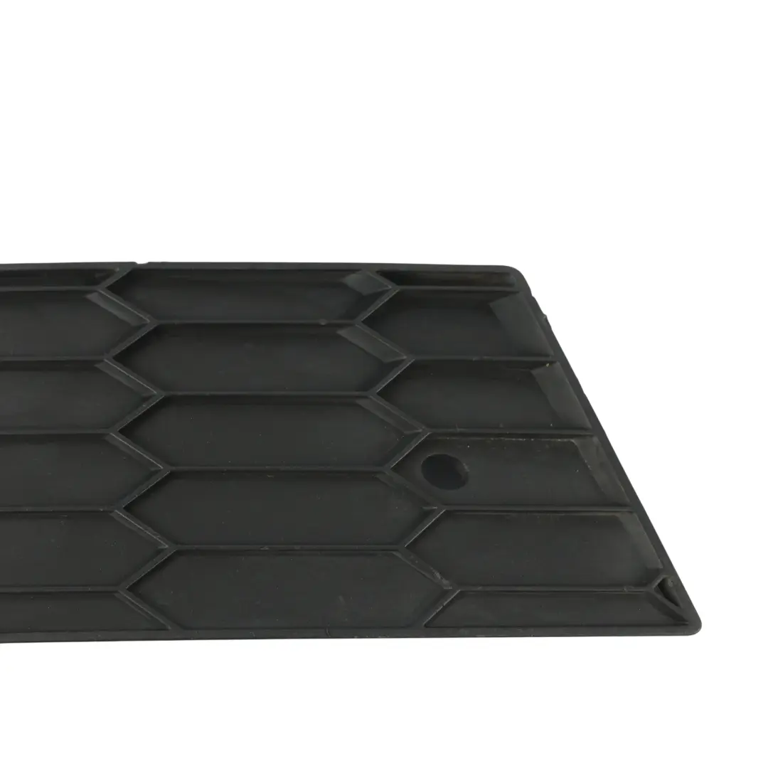 Skoda Octavia MK3 Stoßstange Kühlergrill Zierleiste Links - SKU 5E0807681B - Teilenummer 5E0807681B