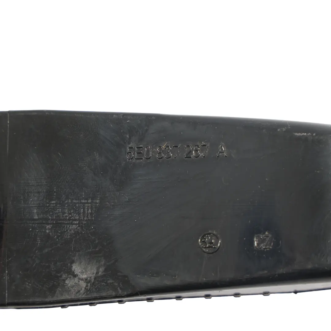 MK3 5E Tope Puerta Delantera Izquierda Derecha para Skoda Octavia con número de pieza 5E0837267A Skoda Octavia MK3 5E Tope Puerta Delantera Izquierda Derecha - SKU 5E0837267A - Número de pieza 5E0837267A