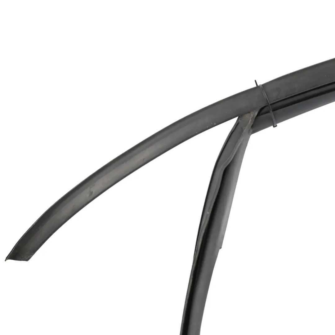 Skoda Octavia Mk3 Front Door Window Seal Guide Frame Cover Left N/S - SKU 5E0837431D - Part number 5E0837431D