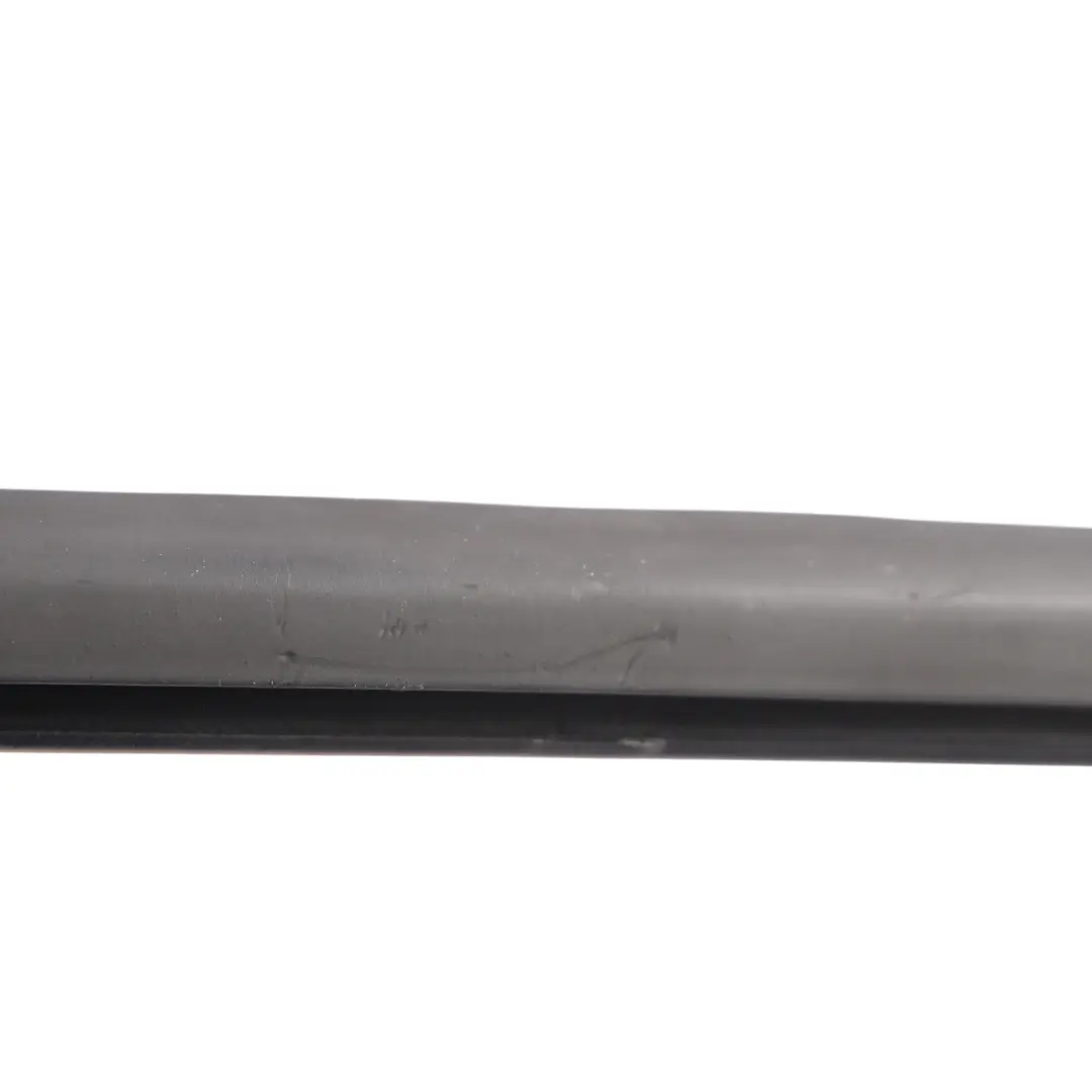 Mk3 5E Joint Étanchéité Vitre Porte Avant Gauche pour Skoda Octavia à propos du numéro de pièce 5E0837477 Skoda Octavia Mk3 5E Joint Étanchéité Vitre Porte Avant Gauche - SKU 5E0837477 - Numéro de pièce 5E0837477