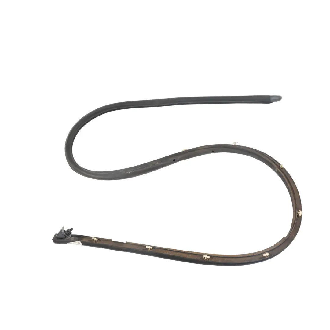 Junta Puerta Exterior Goma Delantero Izquierdo para Skoda Octavia 5E con número de pieza 5E0837697C Skoda Octavia 5E Junta Puerta Exterior Goma Delantero Izquierdo - SKU 5E0837697C - Número de pieza 5E0837697C