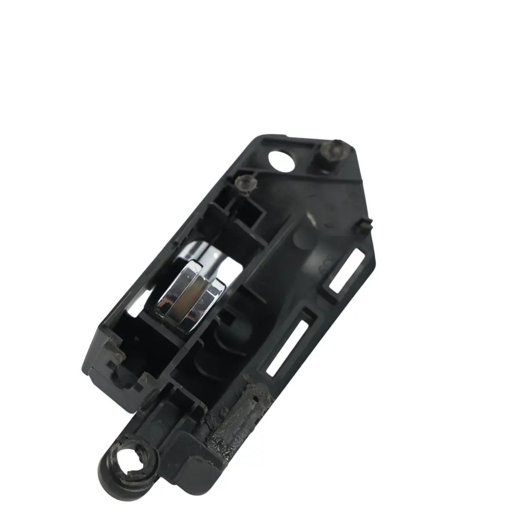 Tirador Puerta Delantero Trasero Izquierdo para Skoda Octavia 5E con número de pieza 5E0839247 Skoda Octavia 5E Tirador Puerta Delantero Trasero Izquierdo - SKU 5E0839247 - Número de pieza 5E0839247