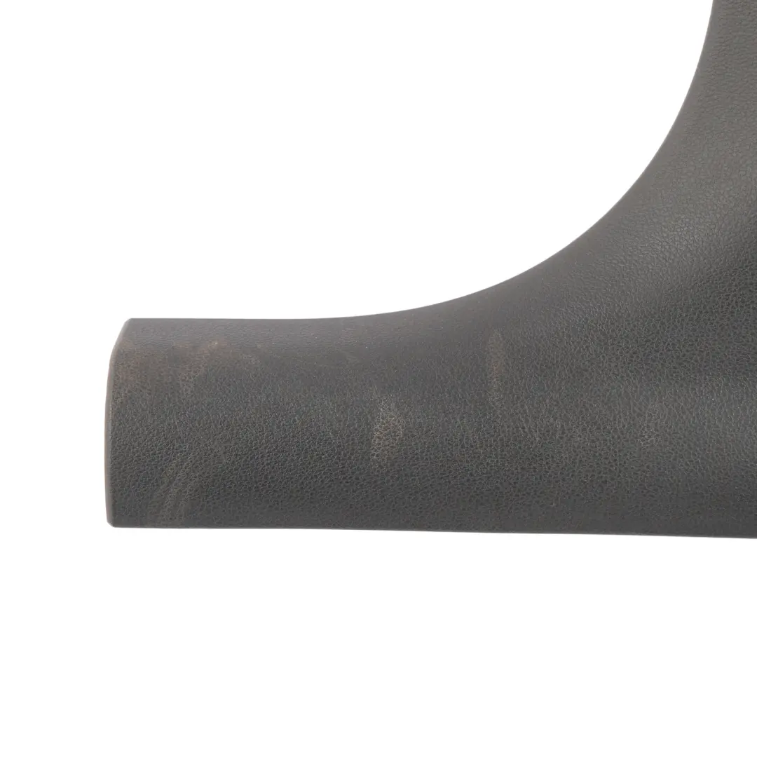 Skoda Octavia MK3 Moldura Pilar B Inferior Izquierdo Negro - SKU 5E0853369 - Número de pieza 5E0853369