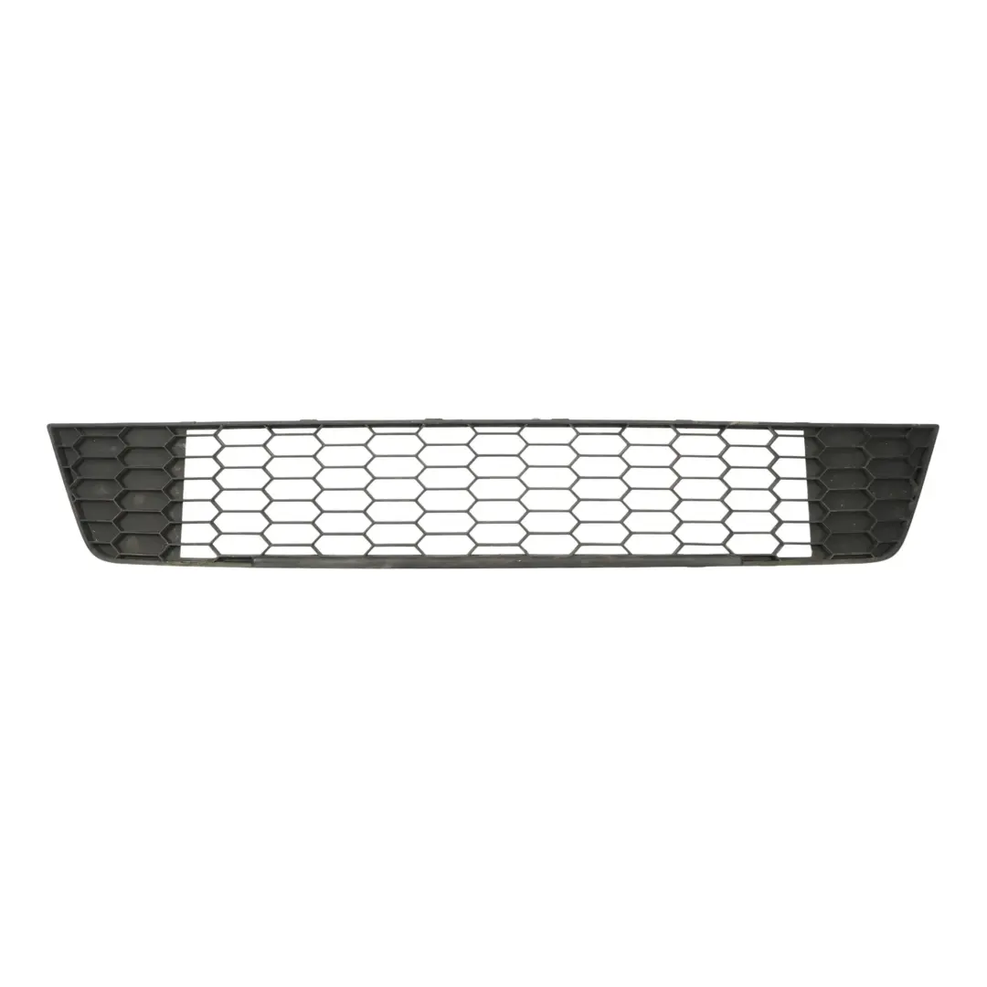 MK3 RS Grille Pare-Chocs Avant Inférieur Centre pour Skoda Octavia à propos du numéro de pièce 5E0853677B Skoda Octavia MK3 RS Grille Pare-Chocs Avant Inférieur Centre - SKU 5E0853677B - Numéro de pièce 5E0853677B