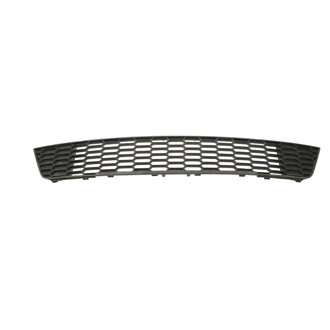 Skoda Octavia MK3 RS Grille Pare-Chocs Avant Inférieur Centre - SKU 5E0853677B - Numéro de pièce 5E0853677B