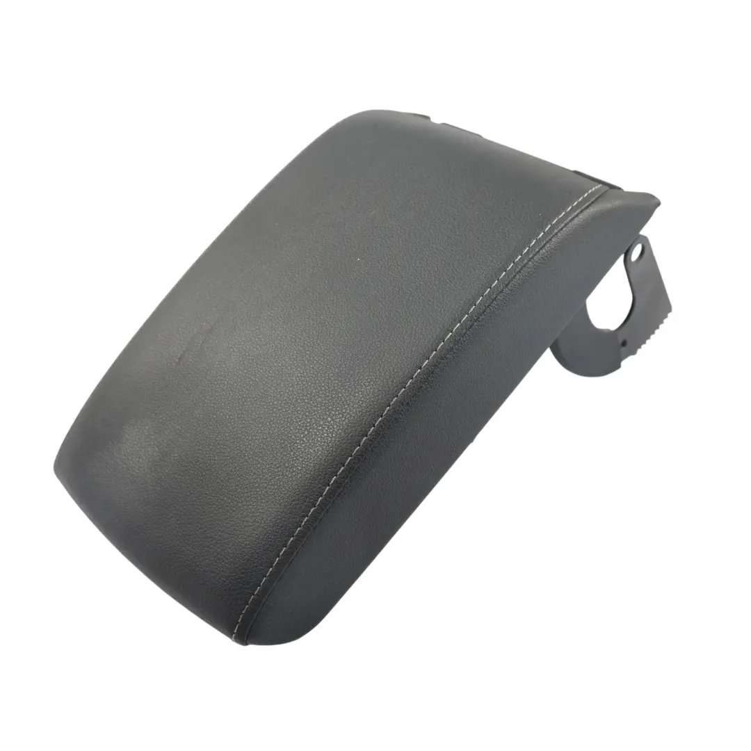 MK3 Reposabrazos Consola Central Cuero Onyx para Skoda Octavia con número de pieza 5E0864207E Skoda Octavia MK3 Reposabrazos Consola Central Cuero Onyx - SKU 5E0864207E-2 - Número de pieza 5E0864207E
