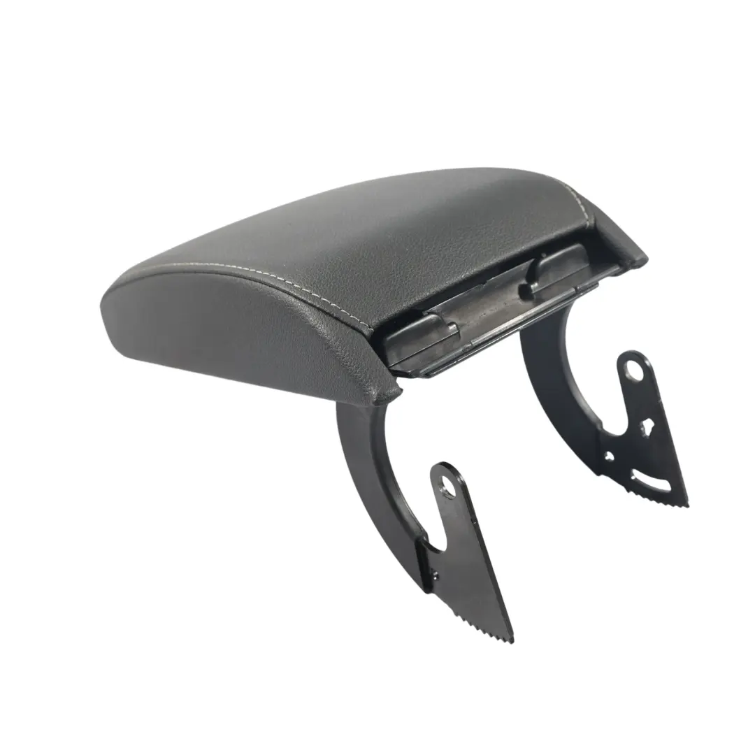MK3 Mittelkonsole Armlehne Leder Onyx für Skoda Octavia mit Teilenummer 5E0864207E Skoda Octavia MK3 Mittelkonsole Armlehne Leder Onyx - SKU 5E0864207E-2 - Teilenummer 5E0864207E