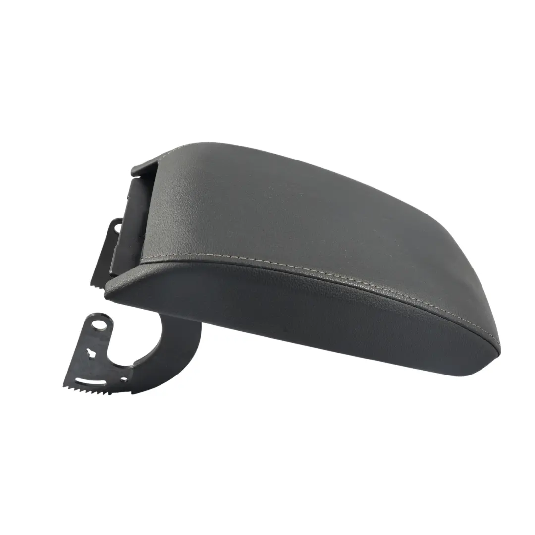 MK3 Reposabrazos Consola Central Cuero Onyx para Skoda Octavia con número de pieza 5E0864207E Skoda Octavia MK3 Reposabrazos Consola Central Cuero Onyx - SKU 5E0864207E-2 - Número de pieza 5E0864207E