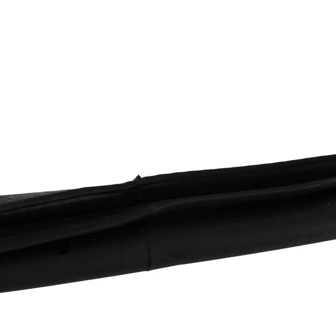 MK3 Guarnizione Porta Anteriore Destra per Skoda Octavia con numero di parte 5E0867365H Skoda Octavia MK3 Guarnizione Porta Anteriore Destra - SKU 5E0867365H - Numero di parte 5E0867365H