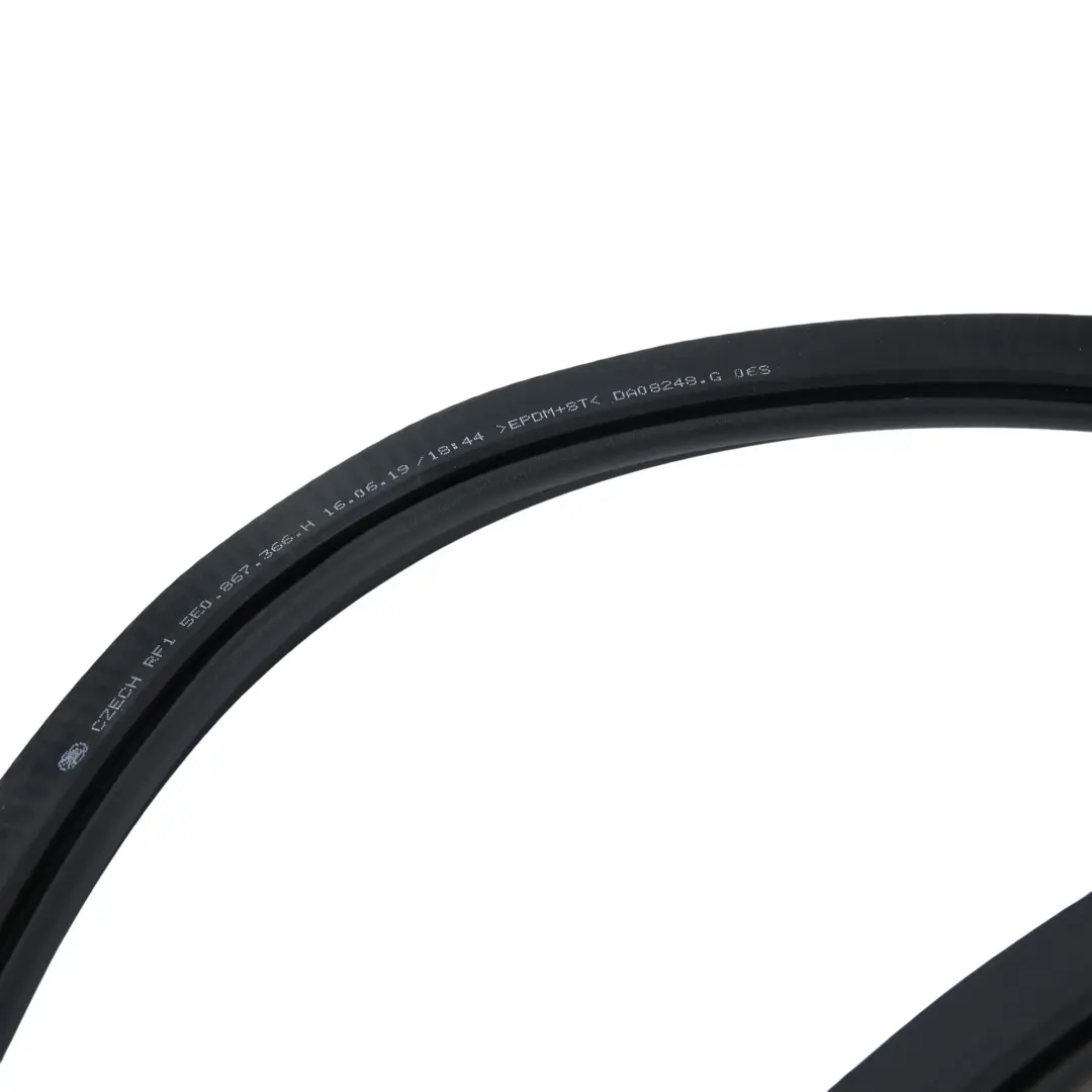 MK3 Guarnizione Gomma Porta Interna Anteriore Destra per Skoda Octavia con numero di parte 5E0867366H Skoda Octavia MK3 Guarnizione Gomma Porta Interna Anteriore Destra - SKU 5E0867366H - Numero di parte 5E0867366H