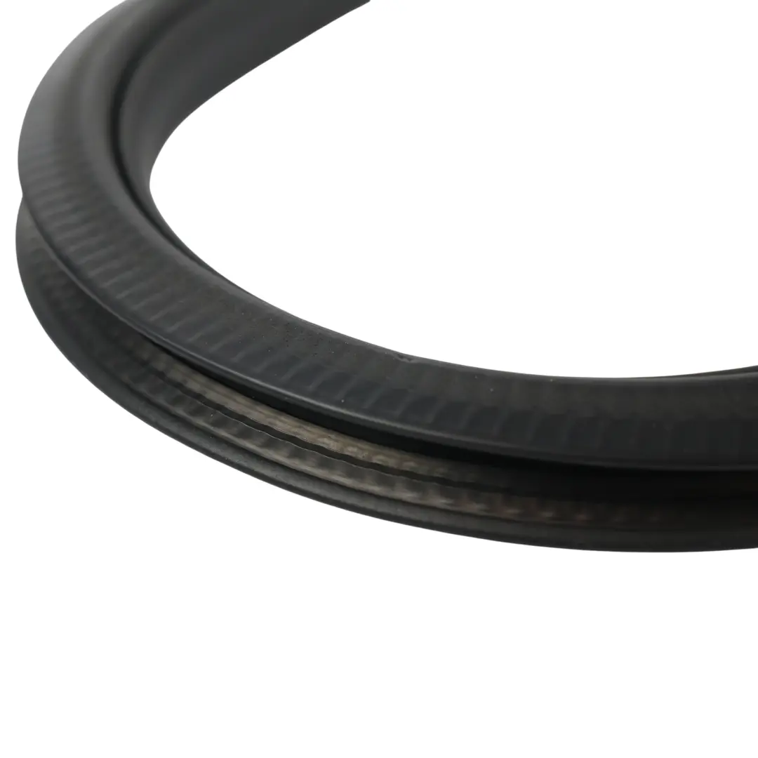 Junta Puerta Delantera Izquierda Derecha para Skoda Superb B6 con número de pieza 3T0867365 Skoda Superb B6 Junta Puerta Delantera Izquierda Derecha - SKU 3T0867365 - Número de pieza 3T0867365