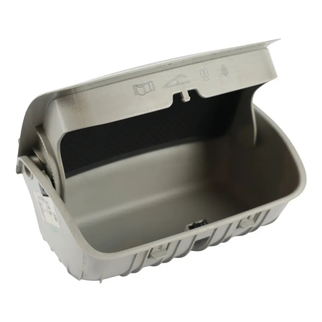 Plafonnier Intérieur Porte Lunettes Rangement pour Skoda Octavia 5E à propos du numéro de pièce 5E0868837A Skoda Octavia 5E Plafonnier Intérieur Porte Lunettes Rangement - SKU 5E0868837A-1 - Numéro de pièce 5E0868837A