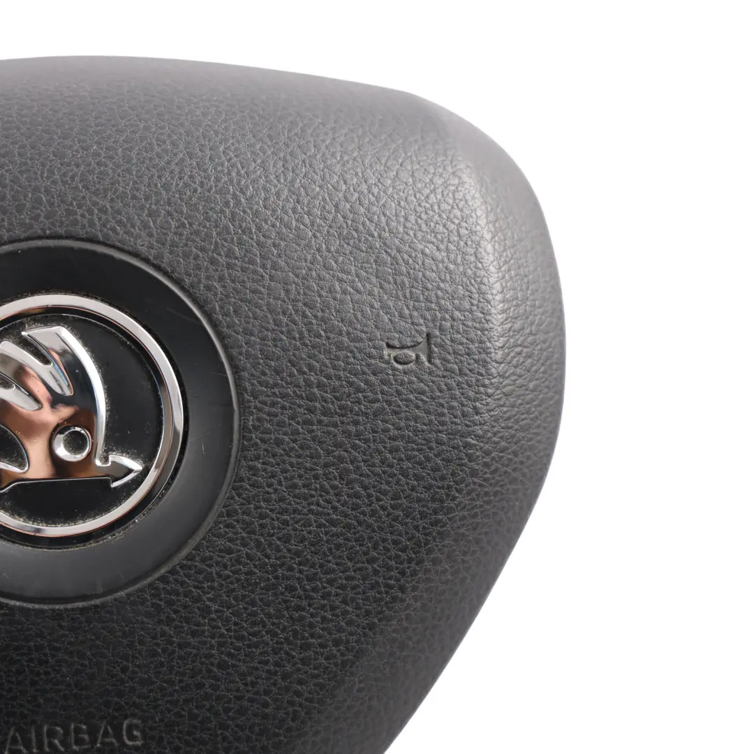 Steering Wheel Air Module Driver's Side to Skoda Fabia 5J with Part number 5E0880201 Skoda Fabia 5J Steering Wheel Air Module Driver's Side - SKU 5E0880201 - Part number 5E0880201