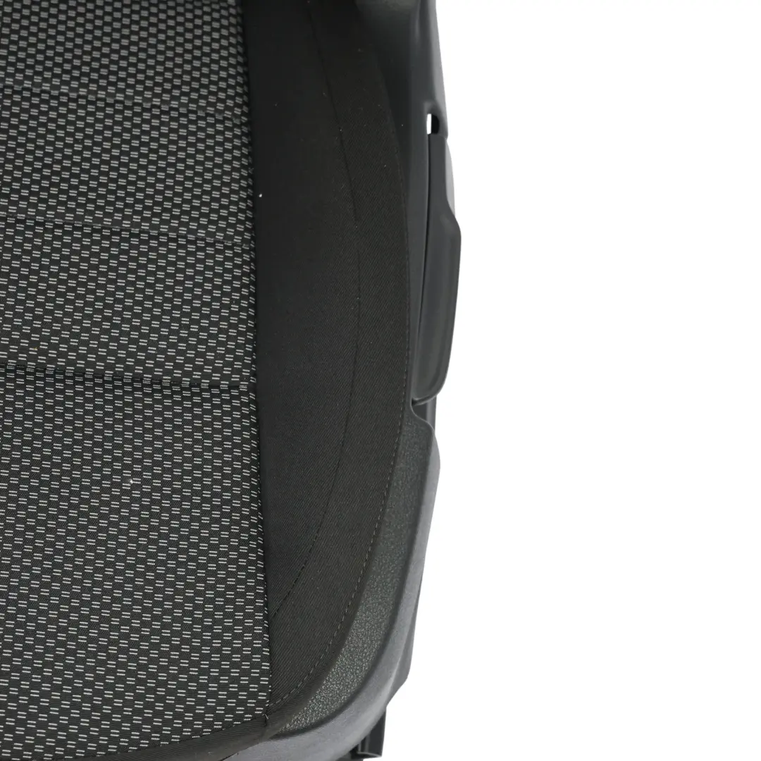 Skoda Octavia MK3 5E Siège Avant Gauche Intérieur Chauffant Tissu Noir - SKU 5E0881805C-2 - Numéro de pièce 5E0881805C