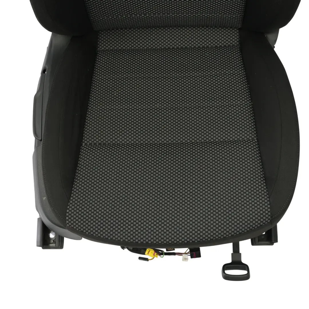 Skoda Octavia MK3 5E Asiento Delantero Derecho Calefactado Tela Negro - SKU 5E0881806A-1 - Número de pieza 5E0881806A