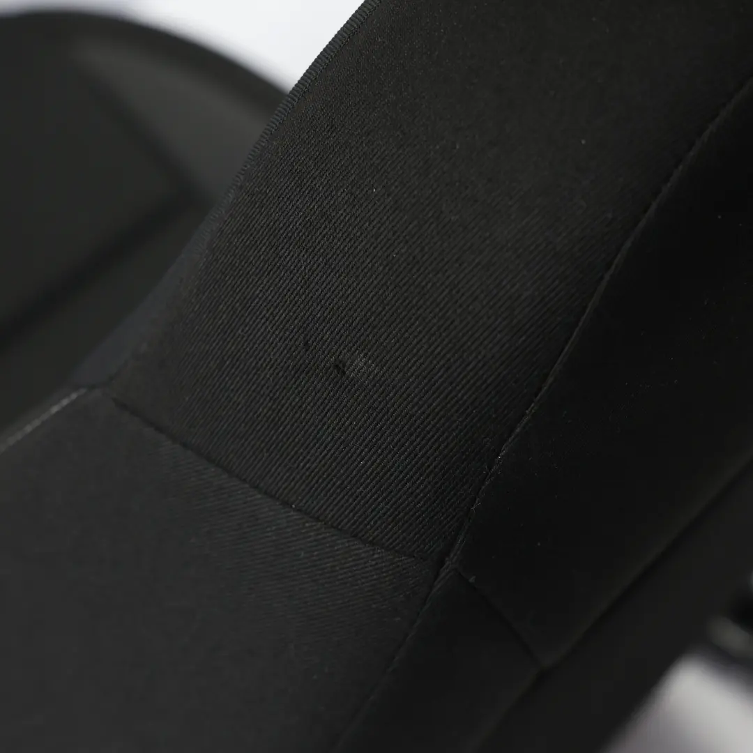 Skoda Octavia 5E Fotel Przedni Prawy Przód Materiałowy Czarny Satynowy - SKU 5E0881806BS-1 - Numer Części 5E0881806BS