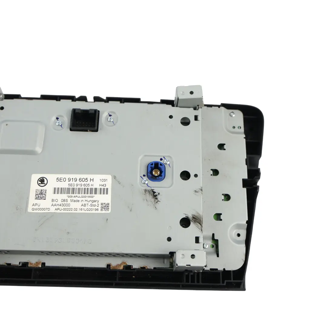 Navi Stereo Radio Display Audio Hauptgerät für Skoda Octavia 5E mit Teilenummer 5E0919605H Skoda Octavia 5E Navi Stereo Radio Display Audio Hauptgerät - SKU 5E0919605H - Teilenummer 5E0919605H