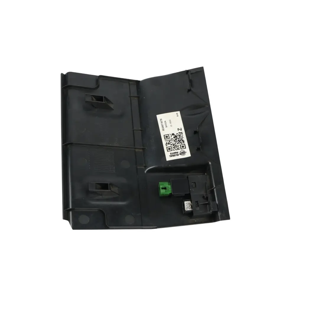 Skoda Octavia MK3 5E Panel Consola Puerto AUX USB - SKU 5E2857367B - Número de pieza 5E2857367B