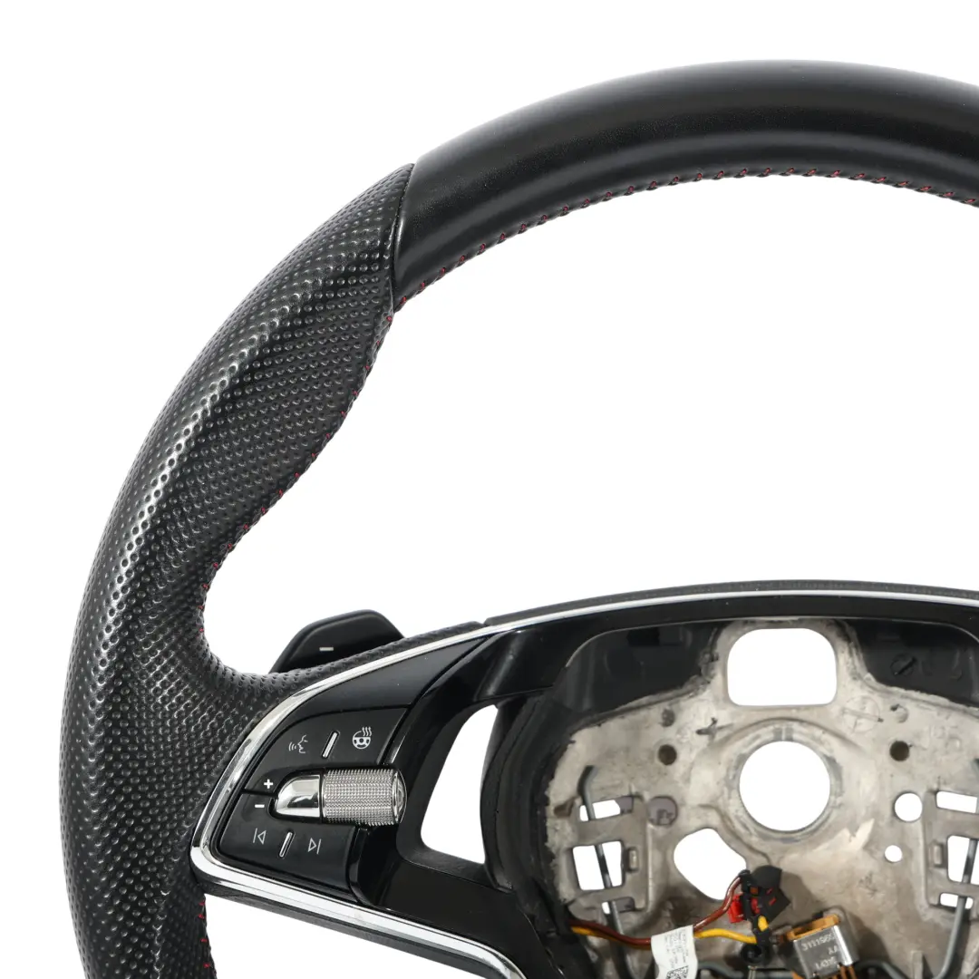 MK4 VRS Volante In Pelle Riscaldato A Fondo Piatto per Skoda Octavia con numero di parte 5E3419093CD Skoda Octavia MK4 VRS Volante In Pelle Riscaldato A Fondo Piatto - SKU 5E3419093CD - Numero di parte 5E3419093CD