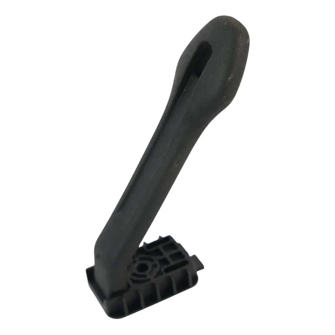 Maniglia Portellone Posteriore Nero Satinato per Skoda Octavia 5E con numero di parte 5E5827895A Skoda Octavia 5E Maniglia Portellone Posteriore Nero Satinato - SKU 5E5827895A - Numero di parte 5E5827895A