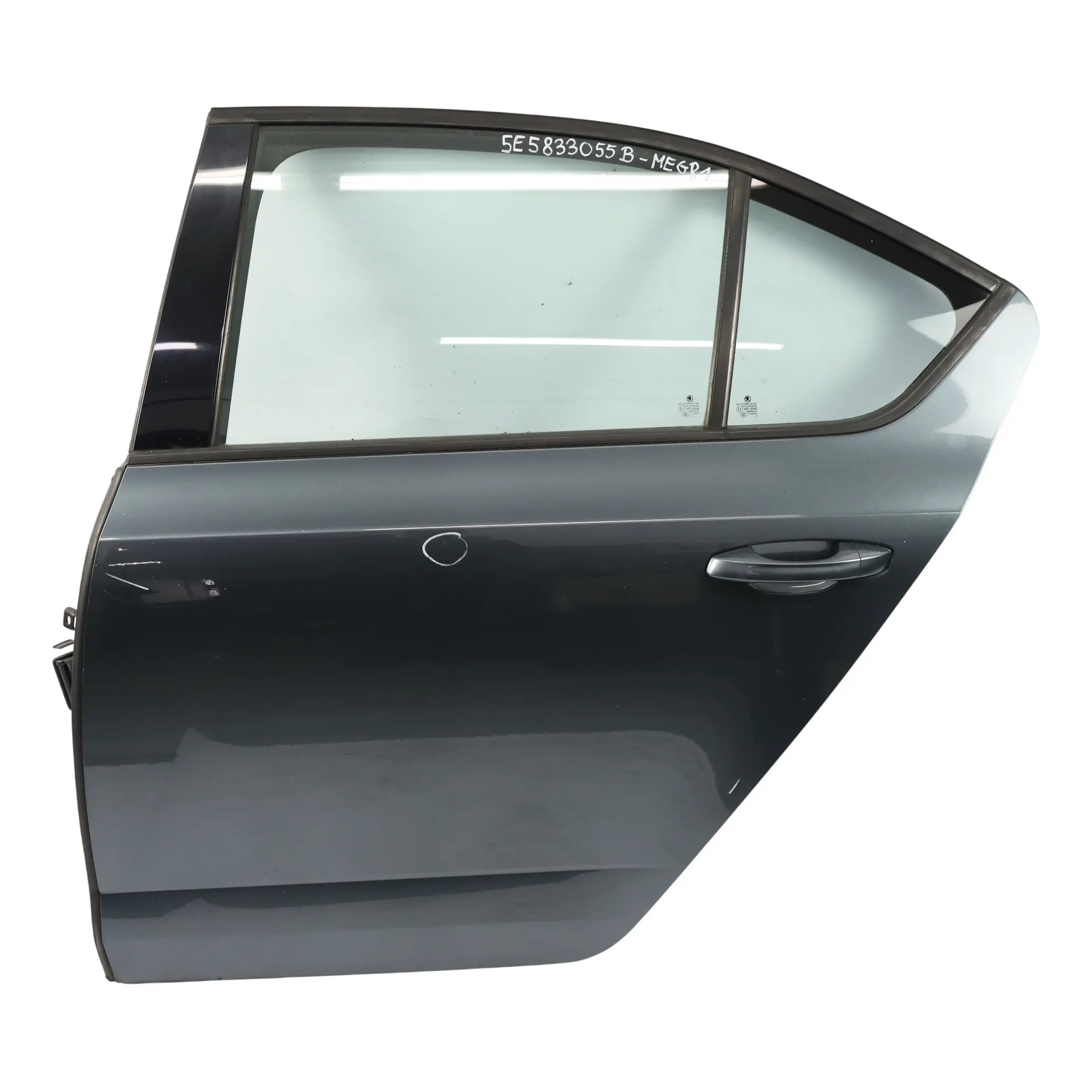 Skoda Octavia MK3 Porte Arrière Gauche Revêtement Métal Gris F7Y 5E5833055B