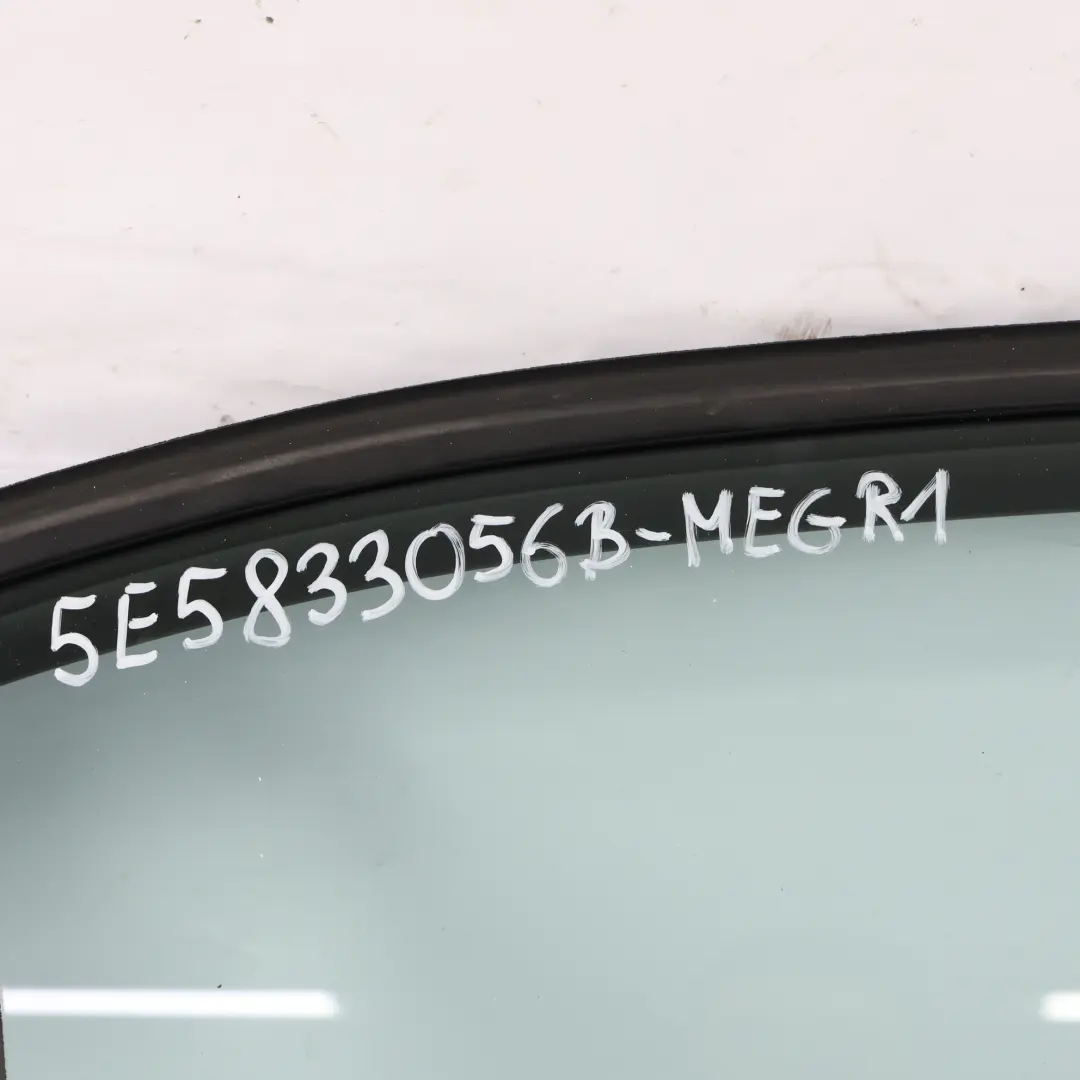 Skoda Octavia 5E Panneau Porte Arrière Droite Métal Gris F7Y - SKU 5E5833056B-MEGR1 - Numéro de pièce 5E5833056B