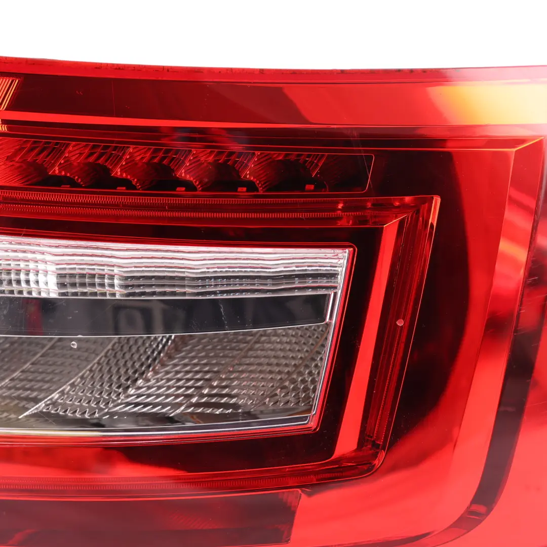 Mk3 Saloon Rear Tail Light Lamp Right O/S to Skoda Octavia with Part number 5E5945096B Skoda Octavia Mk3 Saloon Rear Tail Light Lamp Right O/S - SKU 5E5945096B - Part number 5E5945096B