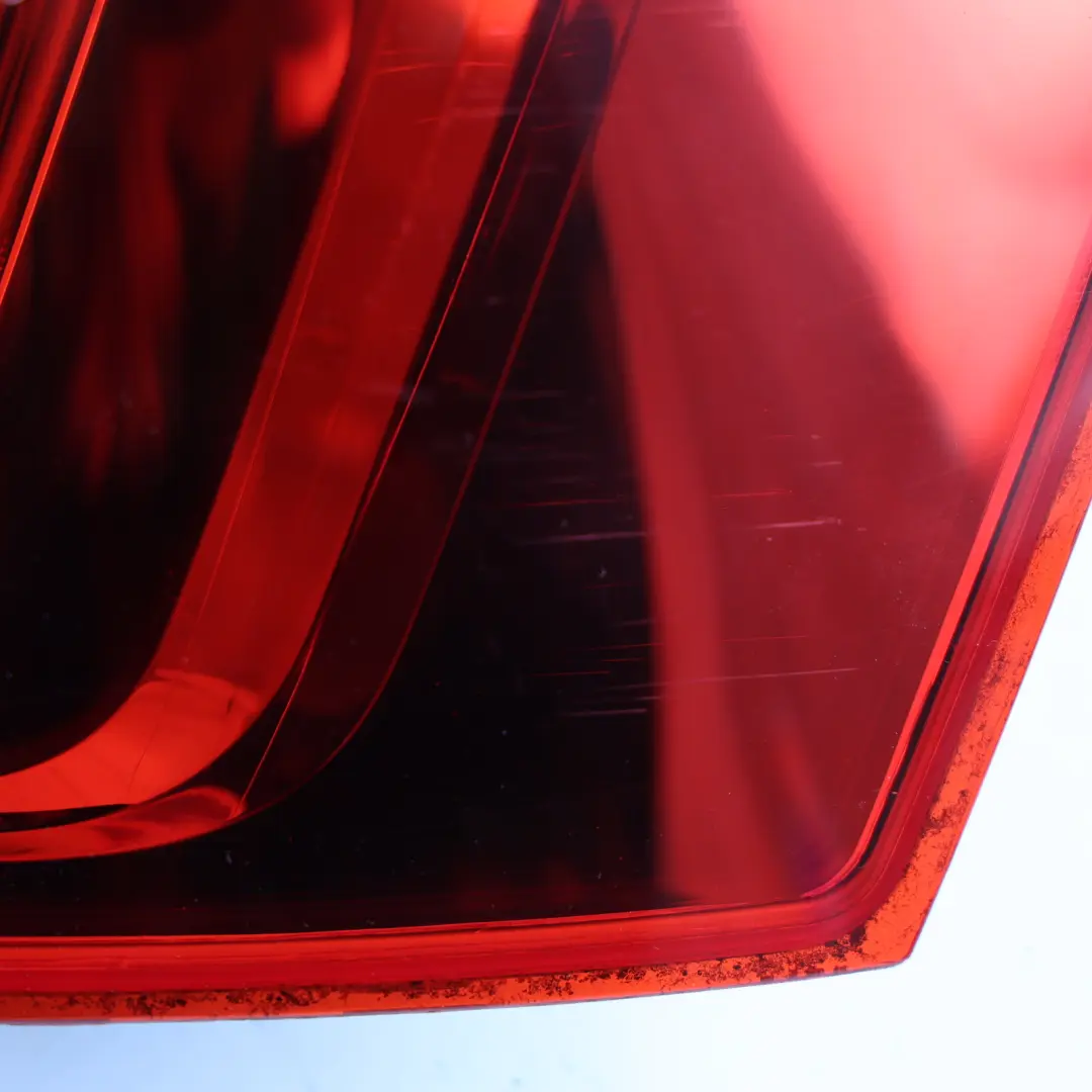 Mk3 Saloon Rear Tail Light Lamp Right O/S to Skoda Octavia with Part number 5E5945096B Skoda Octavia Mk3 Saloon Rear Tail Light Lamp Right O/S - SKU 5E5945096B - Part number 5E5945096B