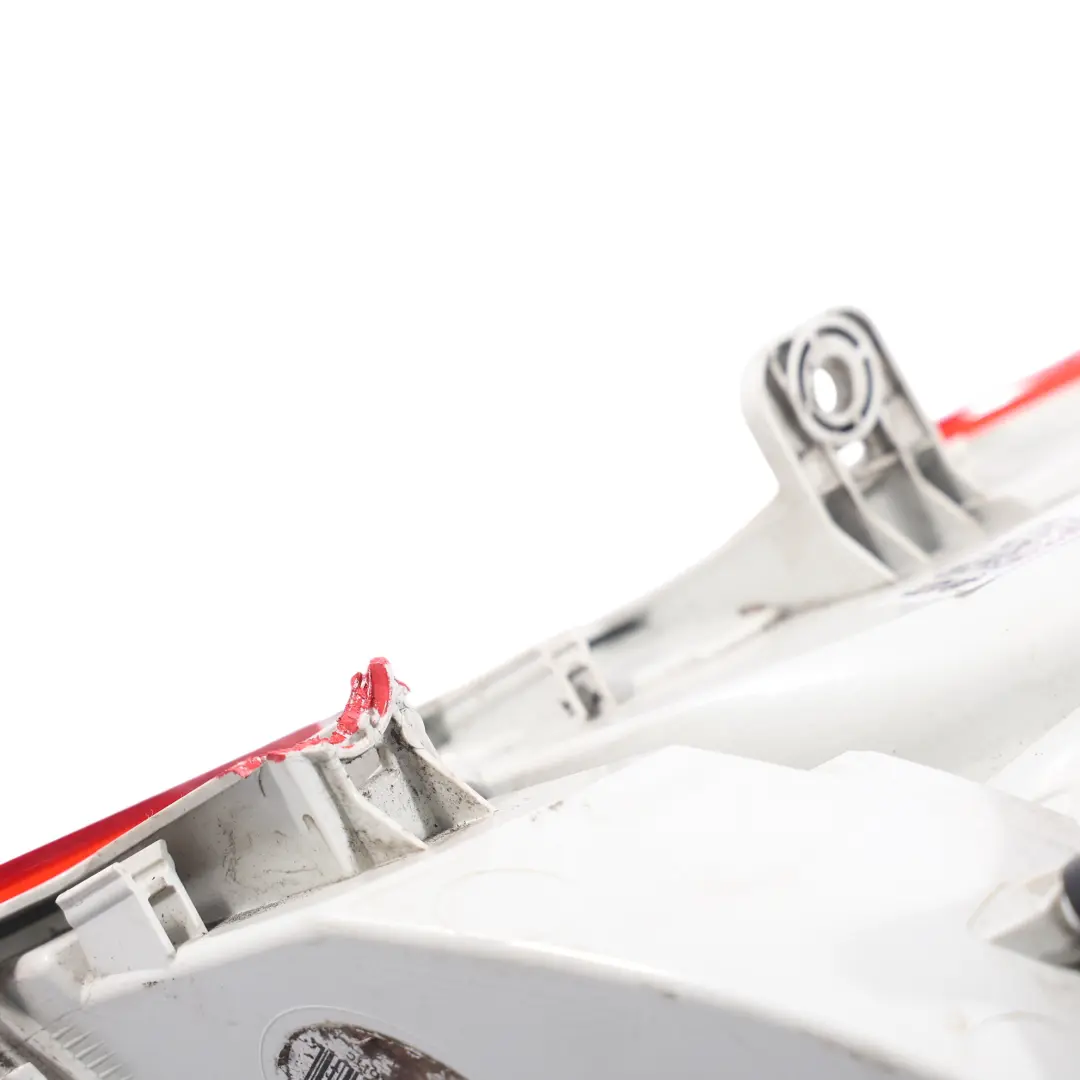 Skoda Octavia MK3 Feu Arrière LED Assemblage Gauche - SKU 5E5945111A - Numéro de pièce 5E5945111A