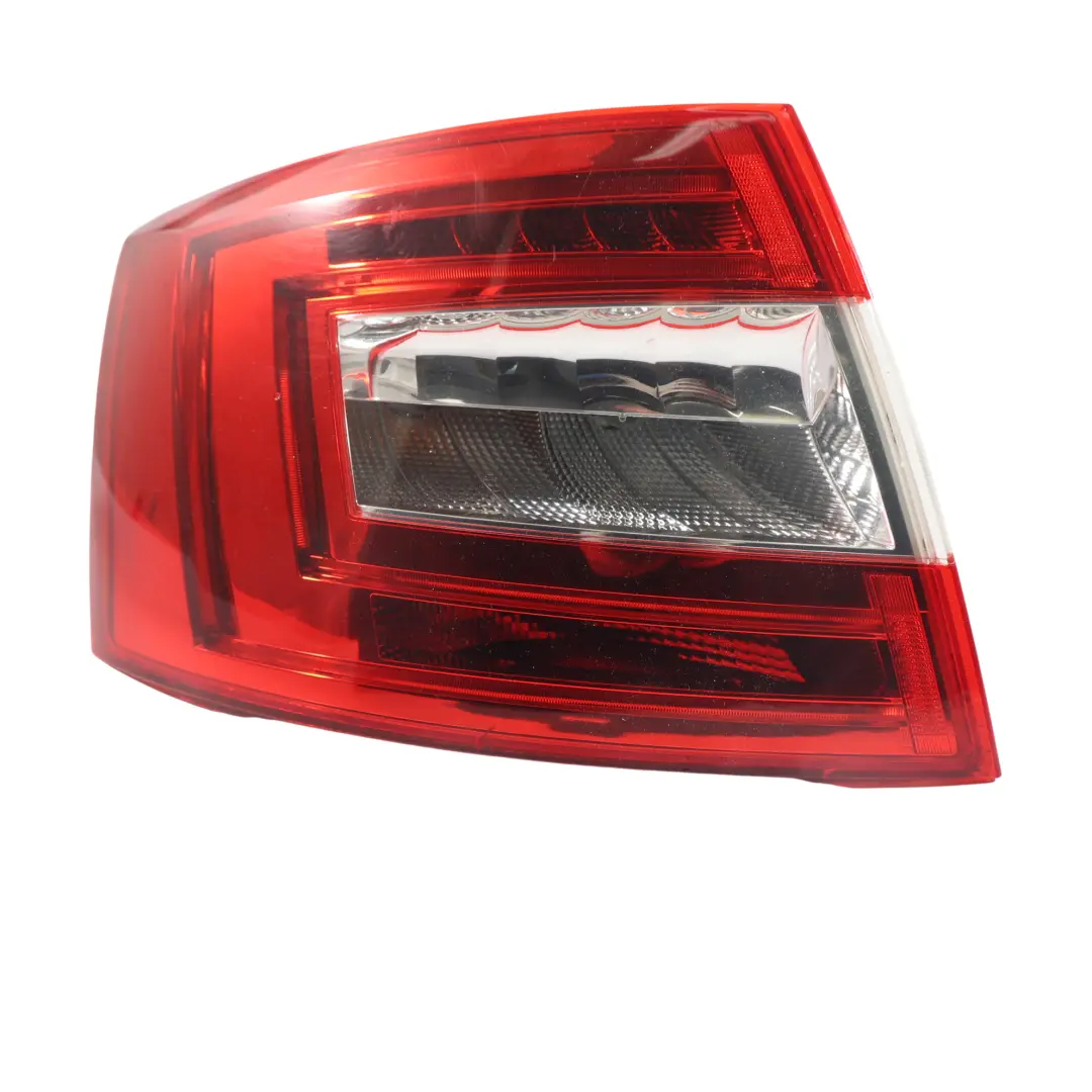 Skoda Octavia MK3 Conjunto Luz Trasera LED Izquierda - SKU 5E5945111A - Número de pieza 5E5945111A