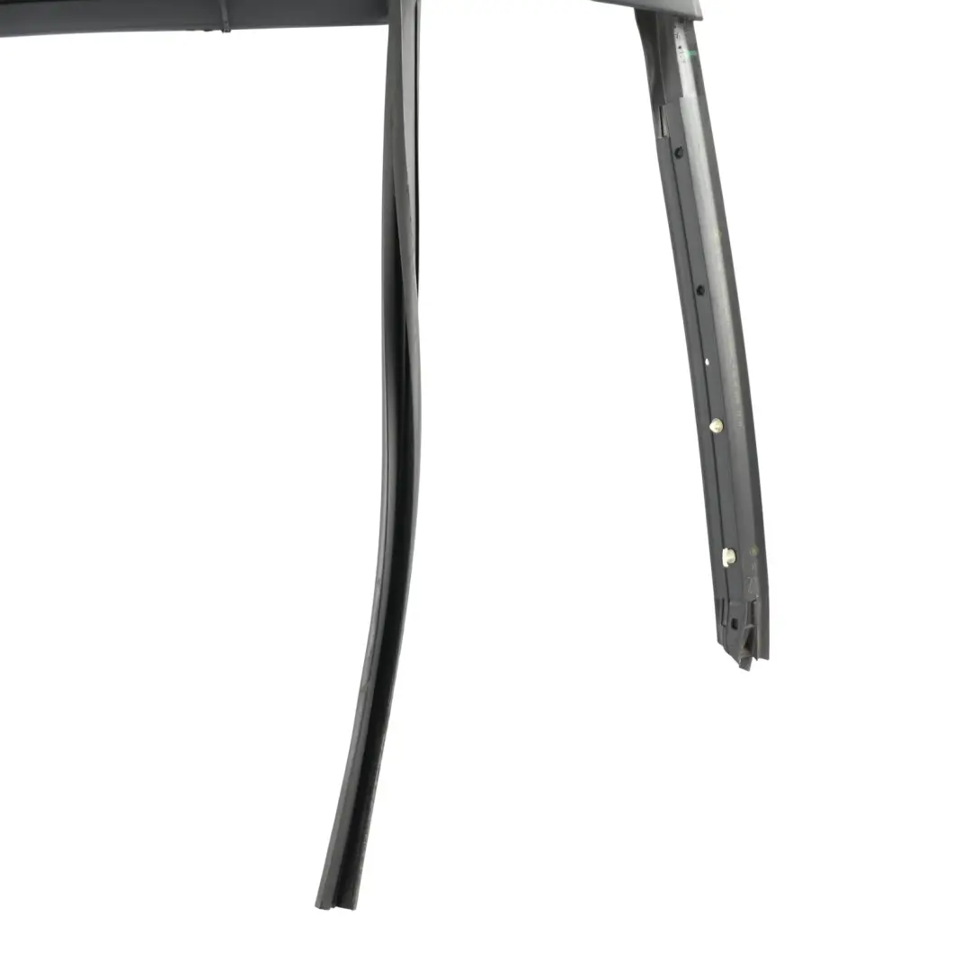 MK3 Junta Puerta Trasera Ventana Izquierda para Skoda Octavia 5E con número de pieza 5E9839431Q Skoda Octavia 5E MK3 Junta Puerta Trasera Ventana Izquierda - SKU 5E9839431Q - Número de pieza 5E9839431Q