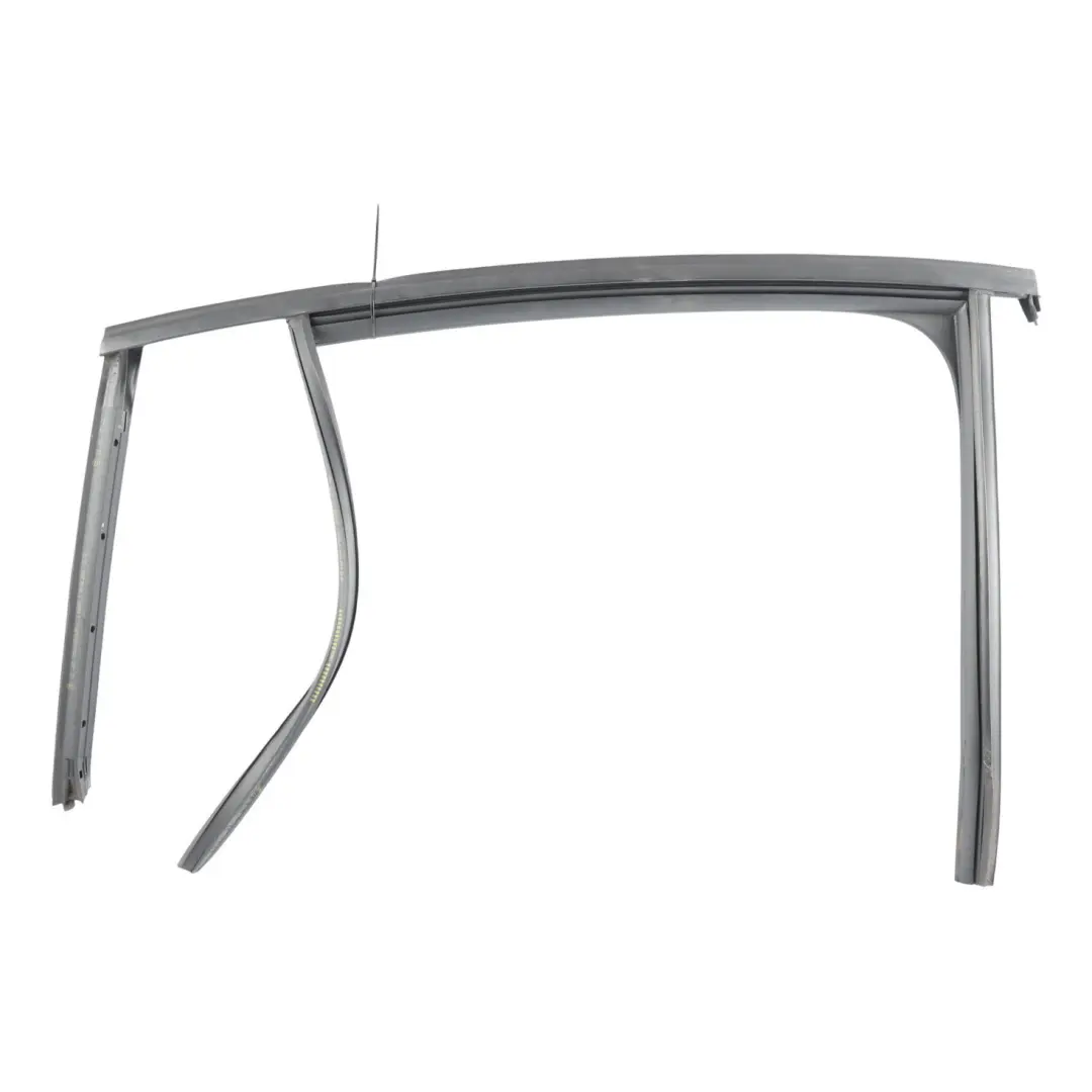 Guarnizione Telaio Finestrino Posteriore Destro per Skoda Octavia 5E con numero di parte 5E9839432Q Skoda Octavia 5E Guarnizione Telaio Finestrino Posteriore Destro - SKU 5E9839432Q - Numero di parte 5E9839432Q