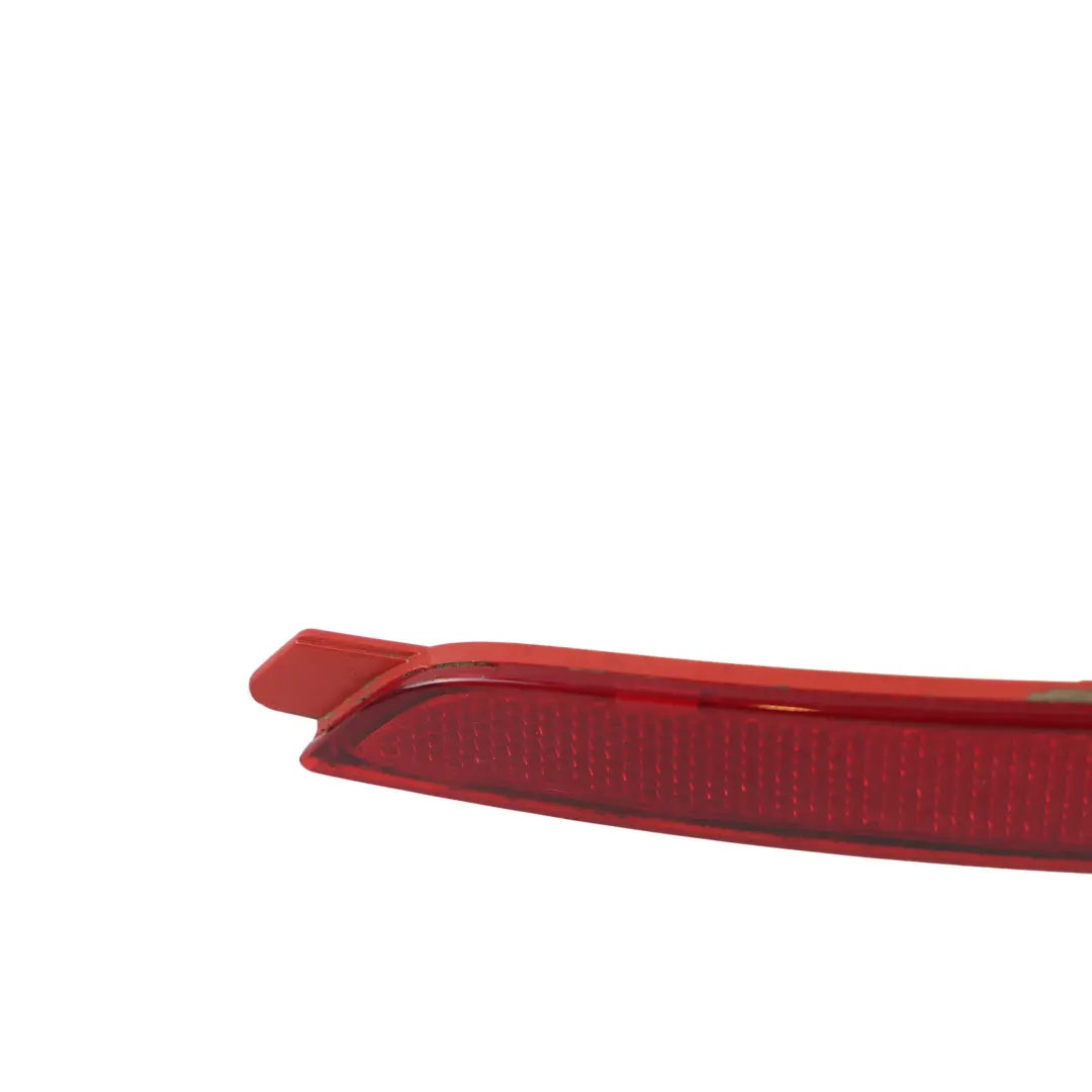 Mk3 5E Rear Bumper Reflector Panel Trim Right O/S to Skoda Octavia with Part number 5E9945106 Skoda Octavia Mk3 5E Rear Bumper Reflector Panel Trim Right O/S - SKU 5E9945106 - Part number 5E9945106