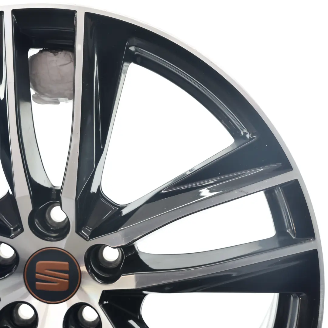 5F Cerchione Lega 19" 8J ET:50 5F0601025A per Seat Leon Cupra con numero di parte 5F0601025AC Seat Leon Cupra 5F Cerchione Lega 19" 8J ET:50 5F0601025A - SKU 5F0601025AC-1 - Numero di parte 5F0601025AC