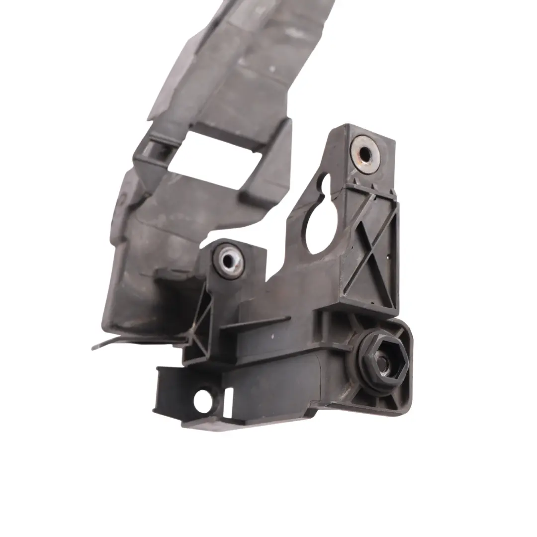 MK3 5F Headlight Lamp Mount Support Bracket Right O/S 5F0807571A to Seat Leon with Part number 5F0807572A Seat Leon MK3 5F Headlight Lamp Mount Support Bracket Right O/S 5F0807571A - SKU 5F0807572A - Part number 5F0807572A