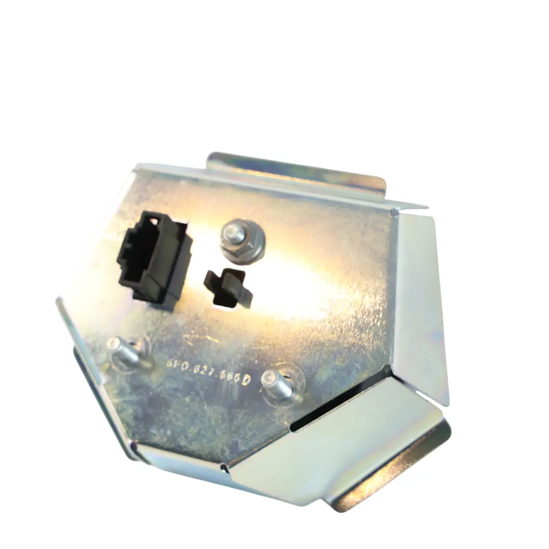 MK3 5F Emblema Insignia Maletero Portón Interruptor para Seat Leon Cupra con número de pieza 5F0827565D Seat Leon Cupra MK3 5F Emblema Insignia Maletero Portón Interruptor - SKU 5F0827565D-1 - Número de pieza 5F0827565D