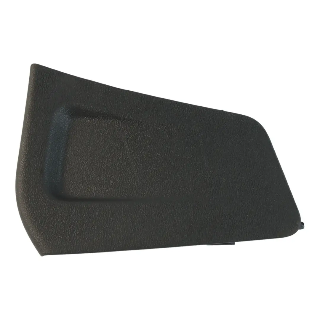Seat Leon 5F MK3 Panneau Garniture Hayon Noir Arrière Droit - SKU 5F3867658B - Numéro de pièce 5F3867658B