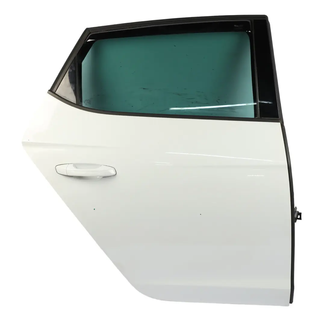 Mk3 Puerta Trasera Derecha Panel Cubierta Nevada White Blanco - S9R para Seat Leon con número de pieza 5F4833056 Seat Leon Mk3 Puerta Trasera Derecha Panel Cubierta Nevada White Blanco - S9R - SKU 5F4833056-BNE - Número de pieza 5F4833056